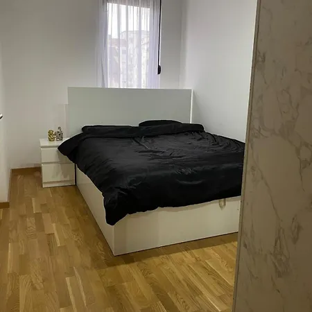 New, Modern Lägenhet *